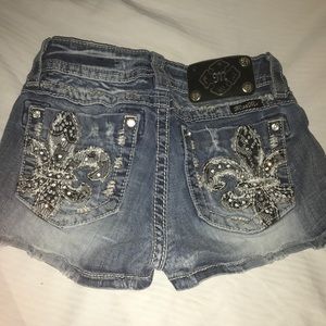 Miss Me distressed shorts